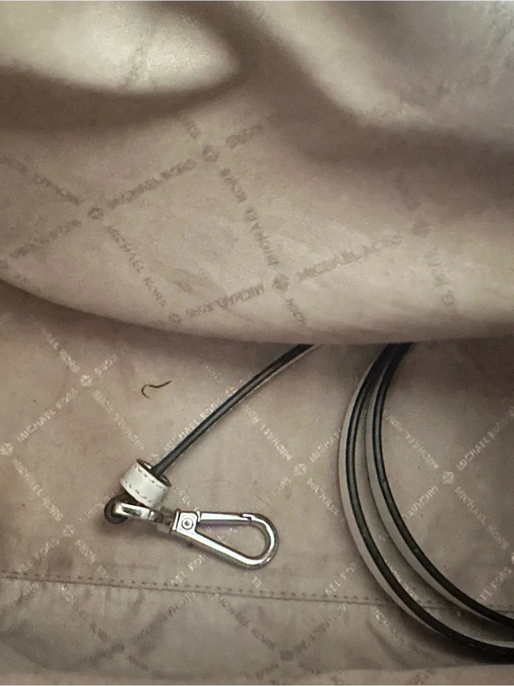 Michael Kors White Leather Satchel with Logo Charm - Picture 6 of 9